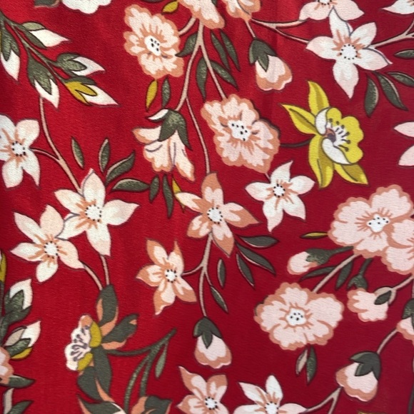 Loft Women’s Floral Maternity Flutter Short Sleeve Flowy Top Small - Picture 3 of 4